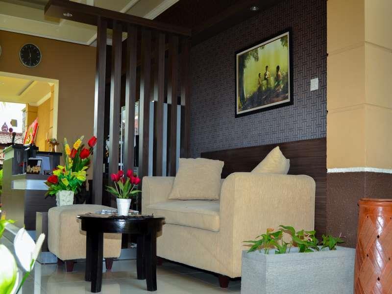 Kabana Hotel Матарам Экстерьер фото